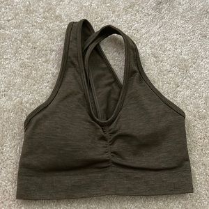 Alphalete sports bra